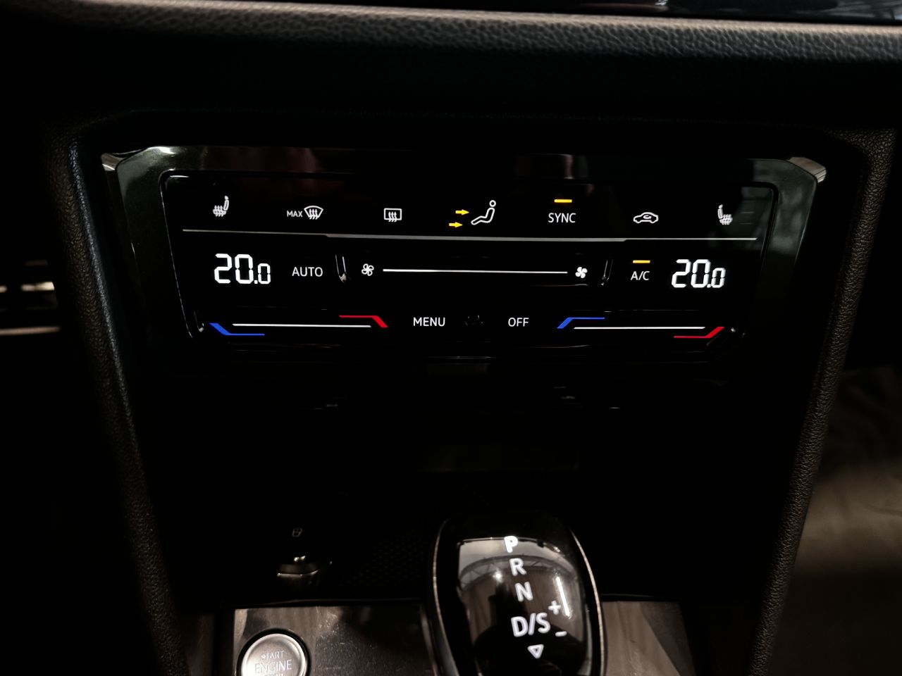 Volkswagen Tiguan | 18