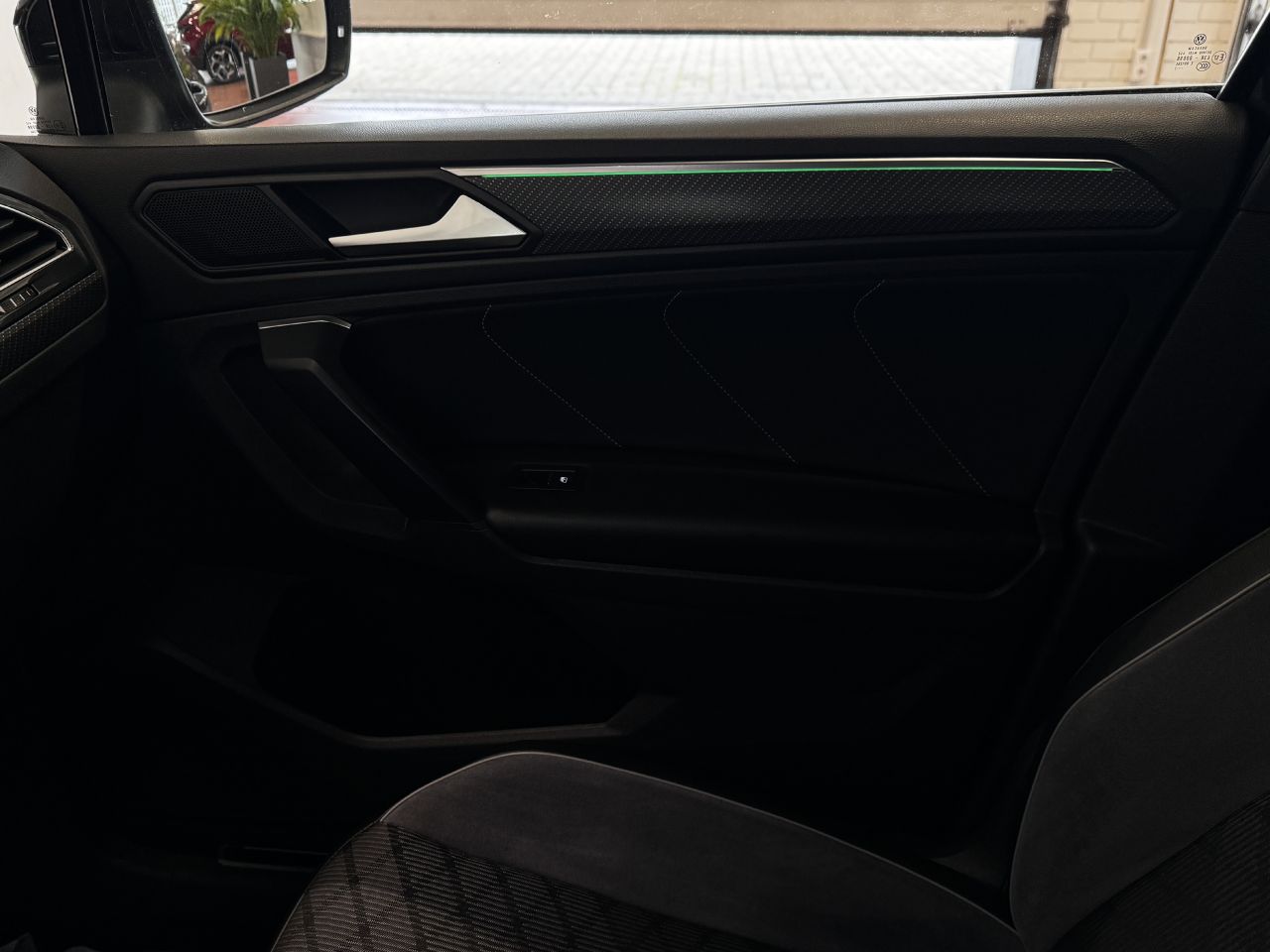 Volkswagen Tiguan | 21