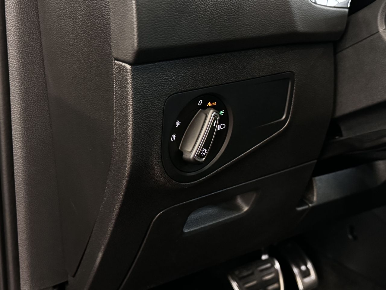Volkswagen Tiguan | 12