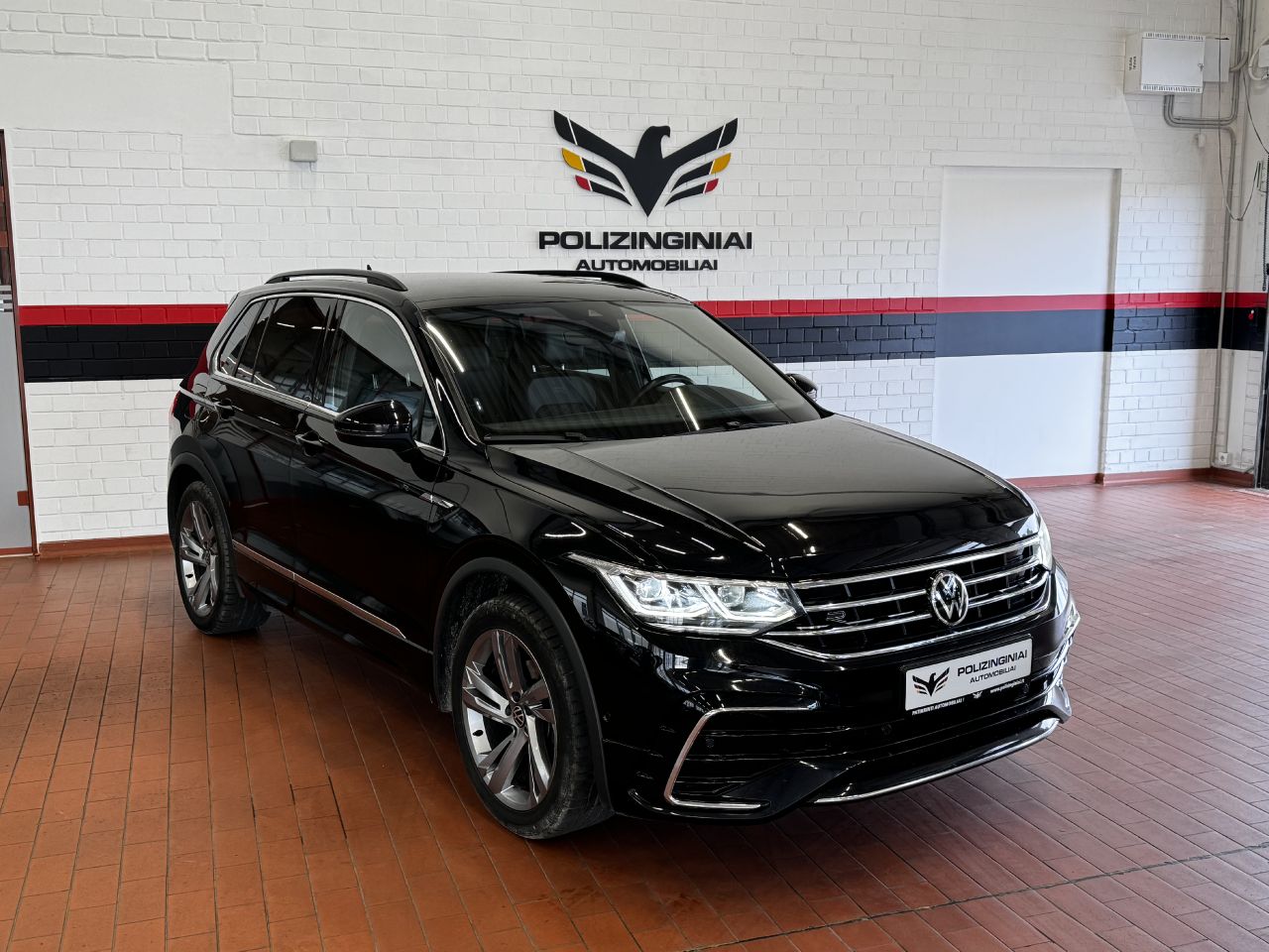 Volkswagen Tiguan | 1