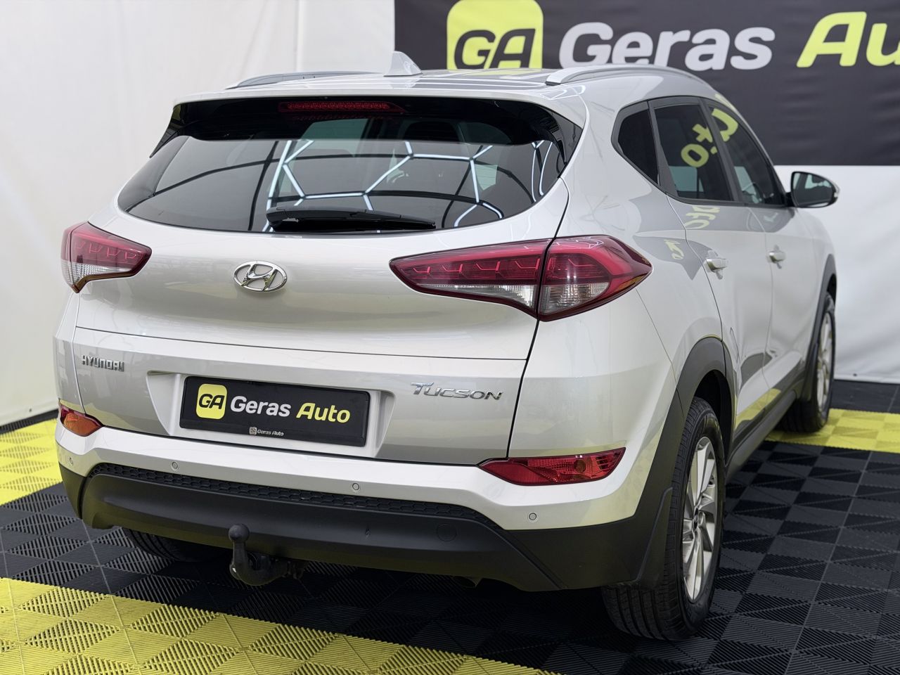 Hyundai Tucson | 5