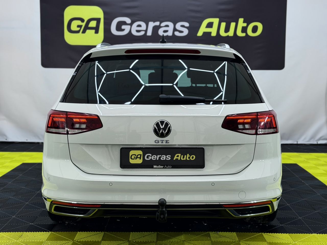 Volkswagen Passat | 4