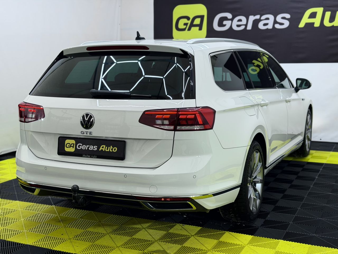 Volkswagen Passat | 3