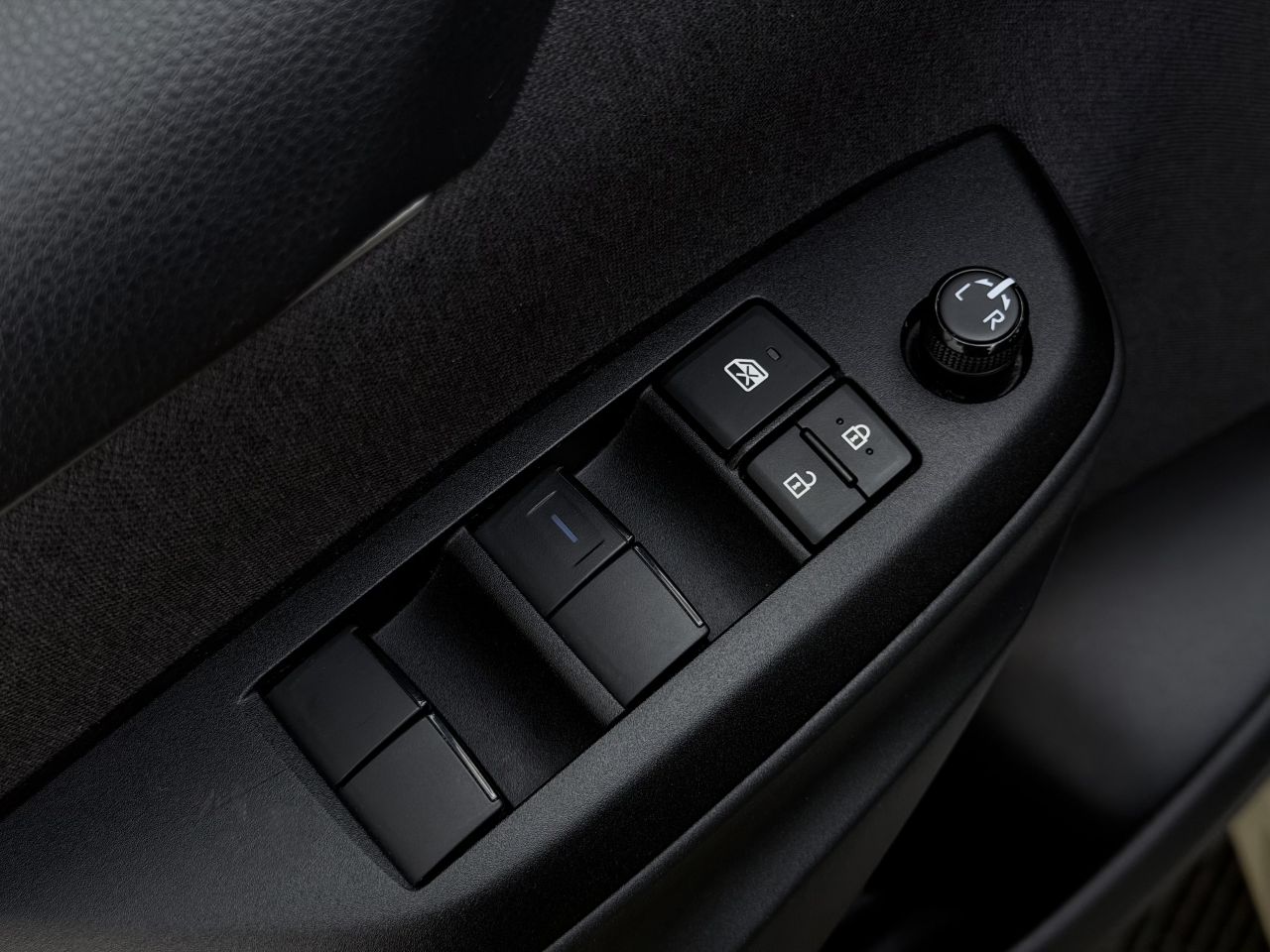 Toyota Yaris | 19