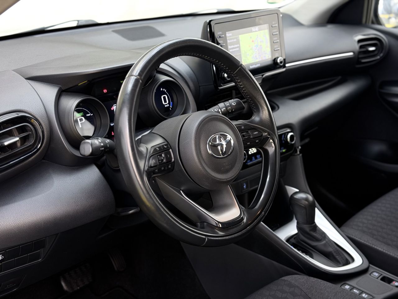 Toyota Yaris | 8