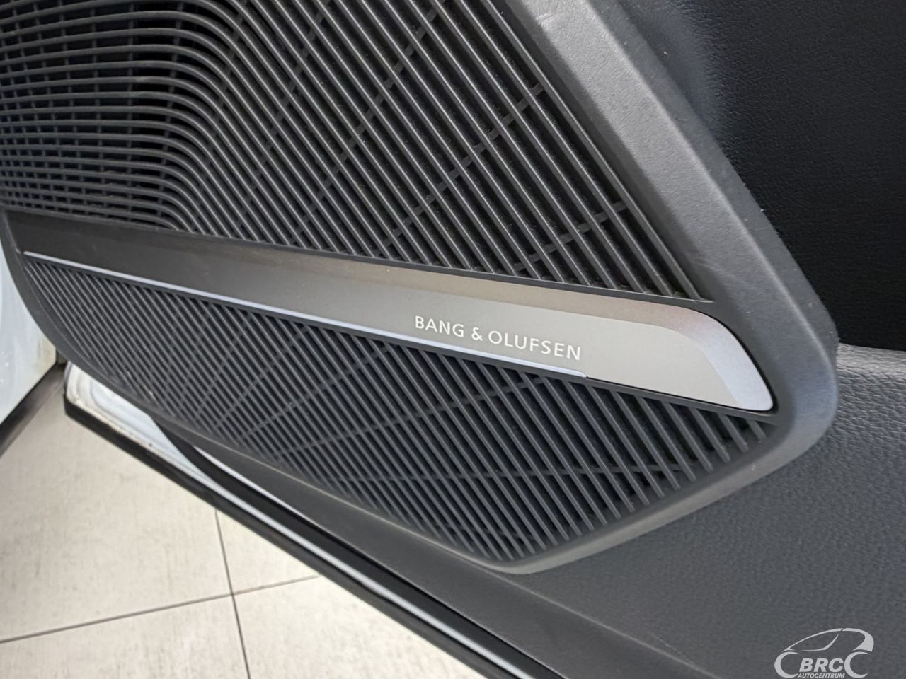 Audi Q5 | 9