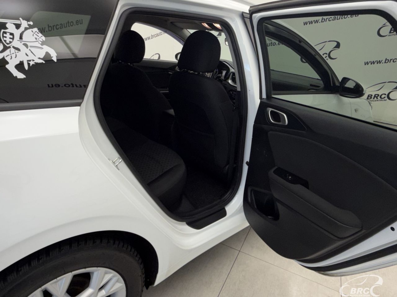 Kia Cee'd | 11