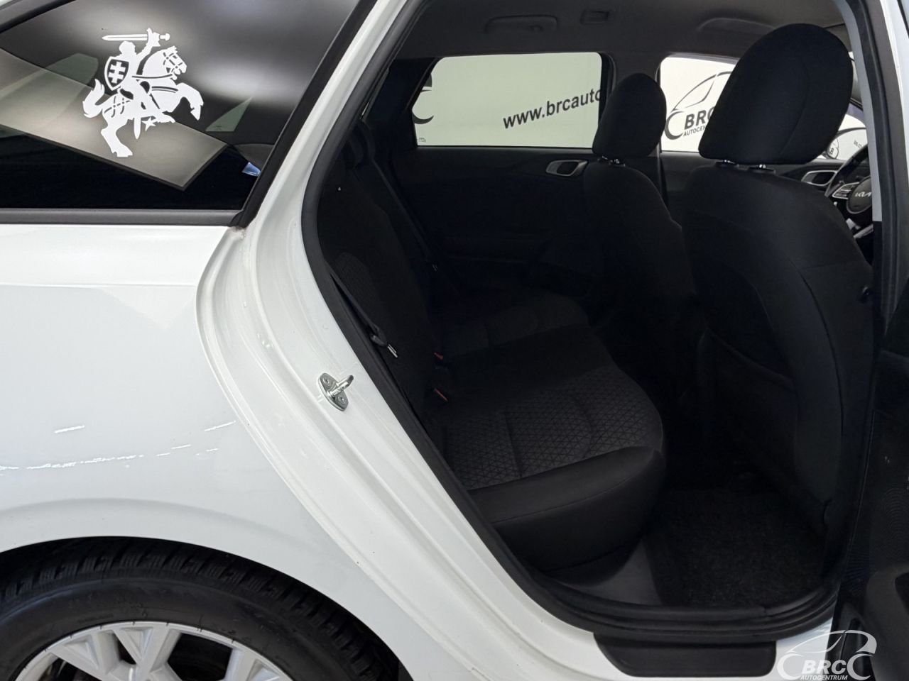 Kia Cee'd | 8