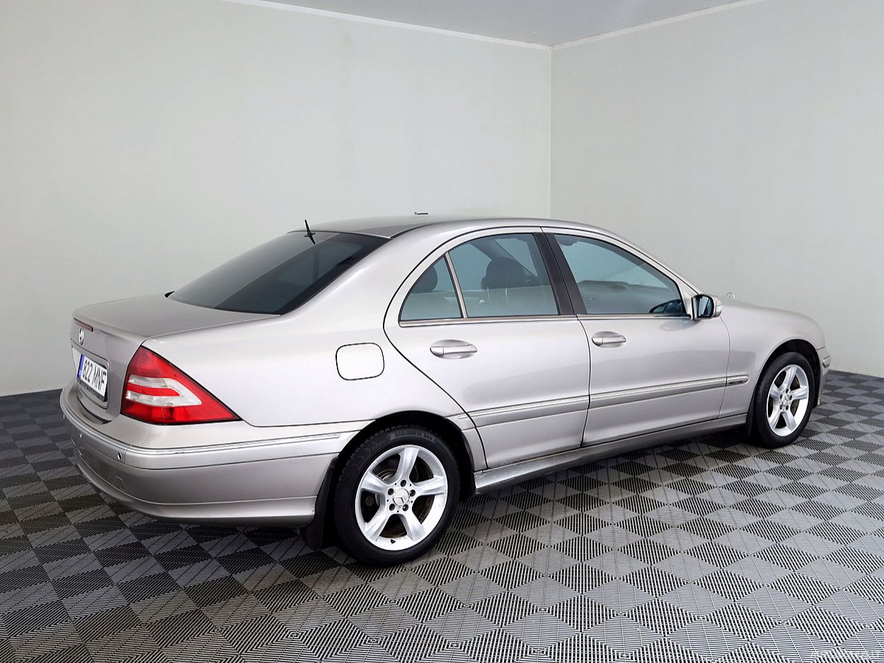 Mercedes-Benz | 2