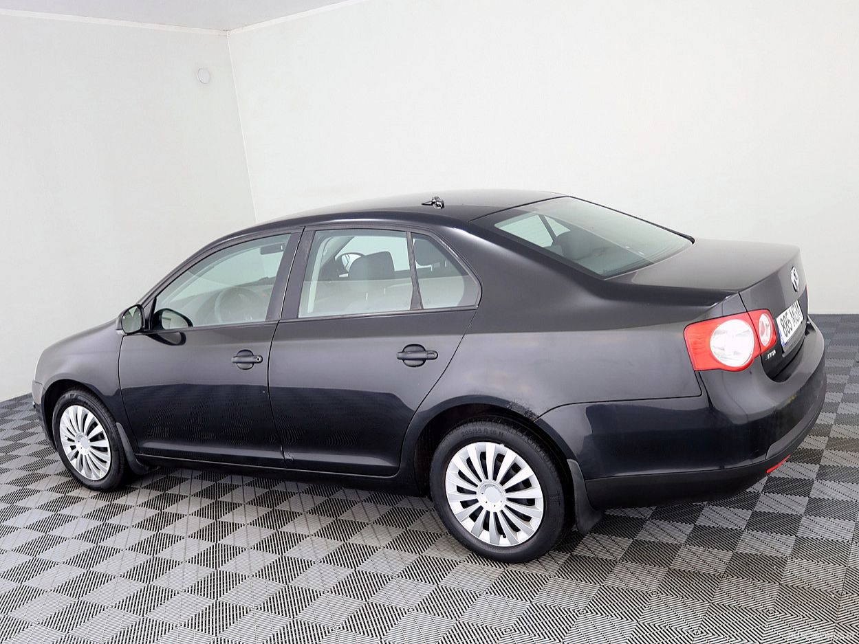 Volkswagen | 3