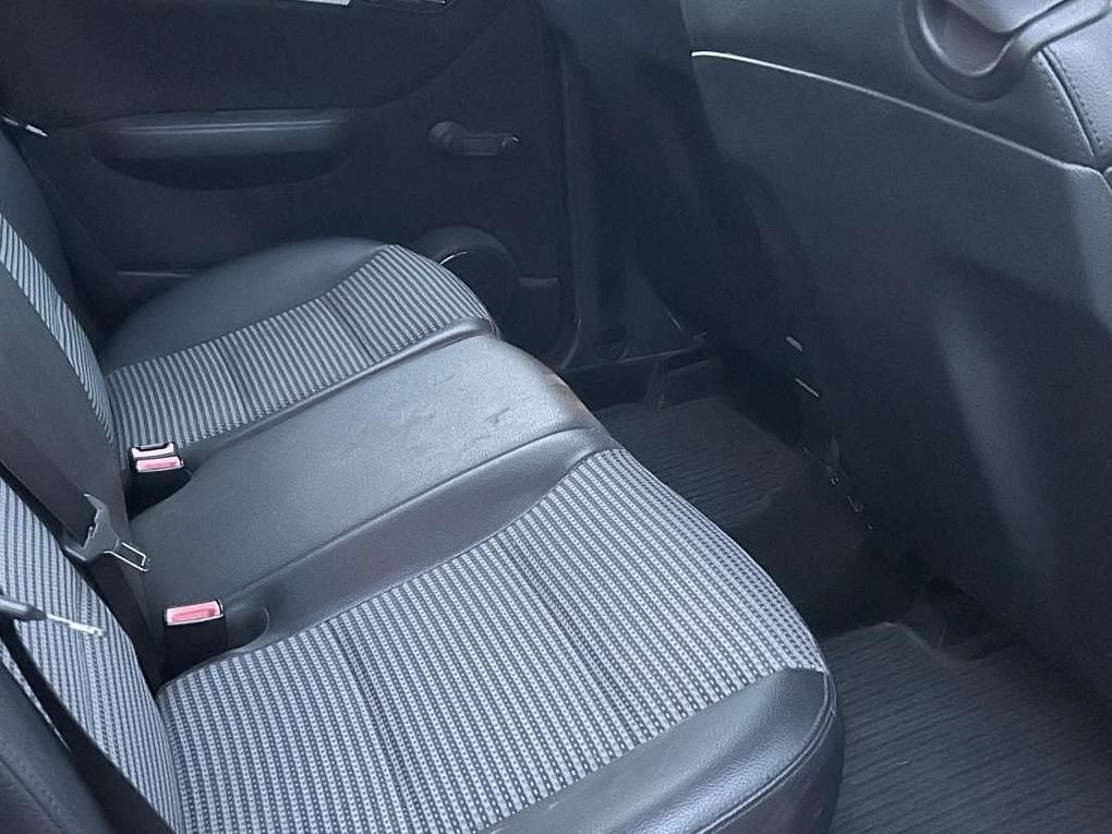 Mercedes-Benz B200 | 28
