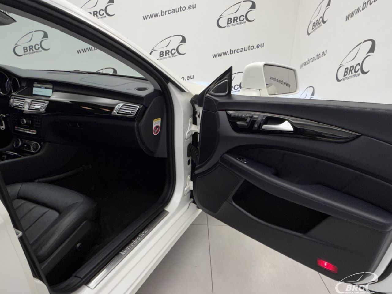 Mercedes-Benz CLS350 | 7