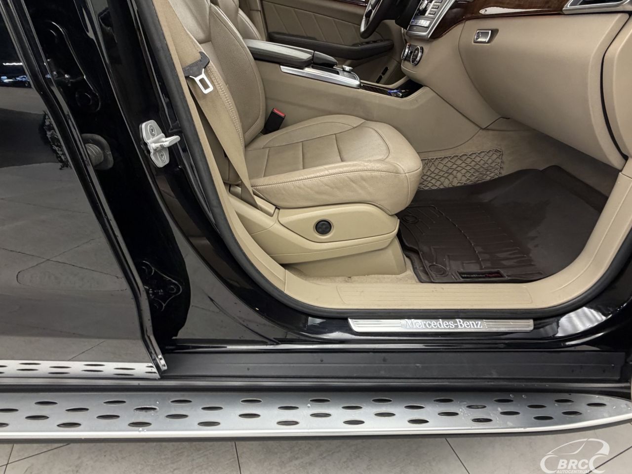 Mercedes-Benz GL350 | 5