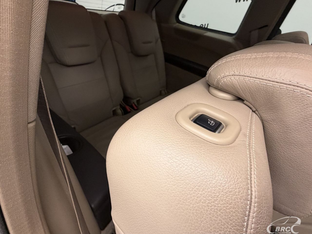 Mercedes-Benz GL350 | 13