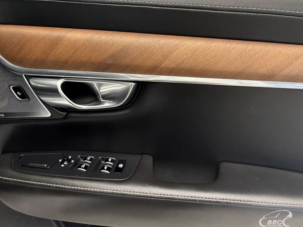 Volvo S90 | 14
