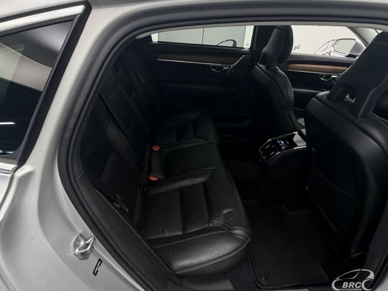 Volvo S90 | 11