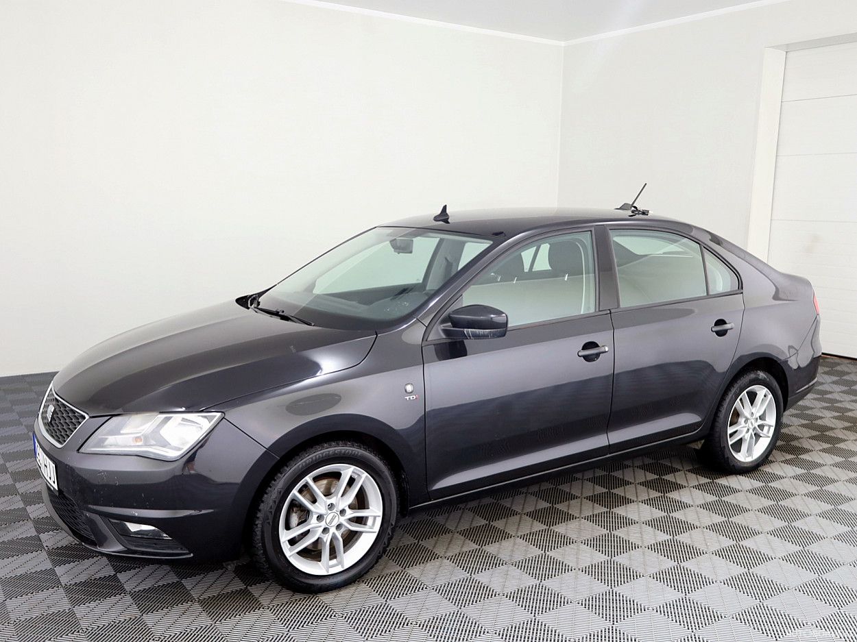 Seat | 1
