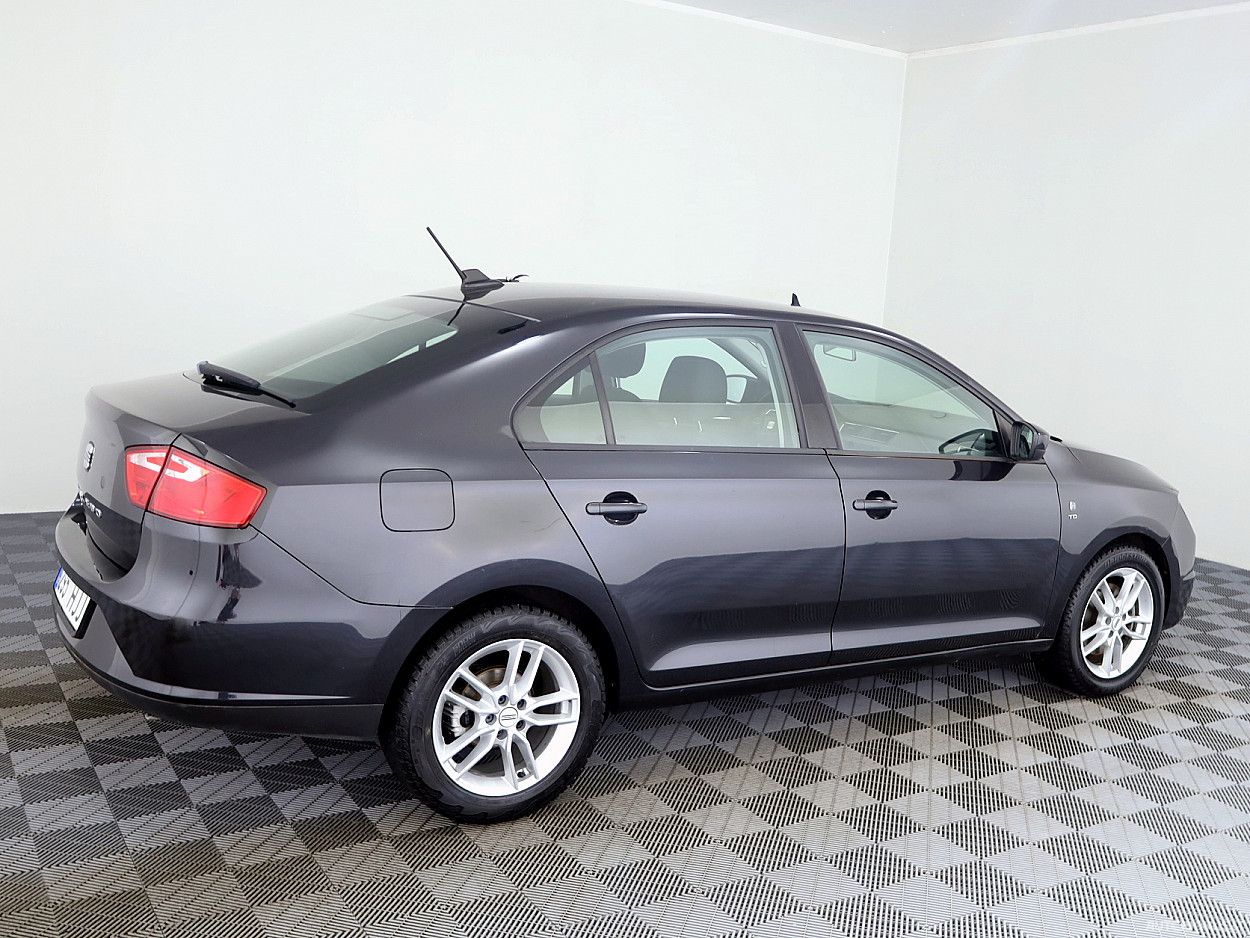 Seat | 2