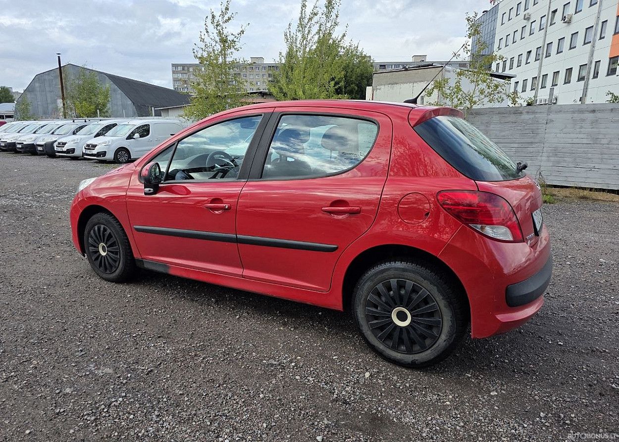 Peugeot | 3