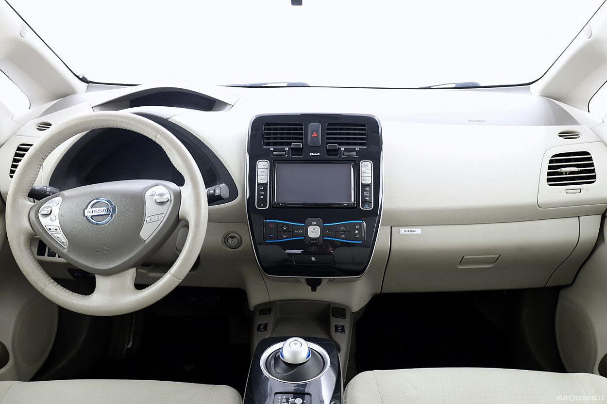 Nissan | 4