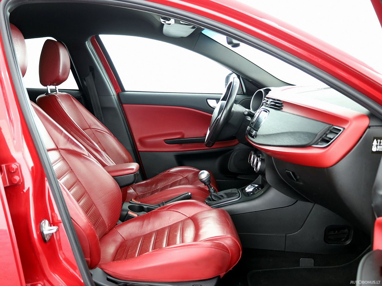 Alfa Romeo | 5