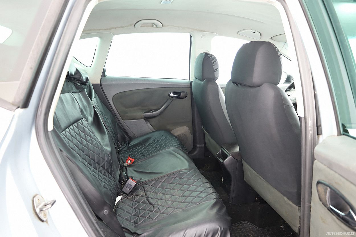 Seat | 6