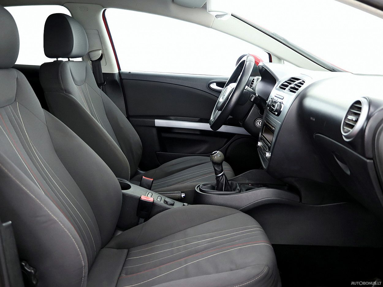Seat | 5