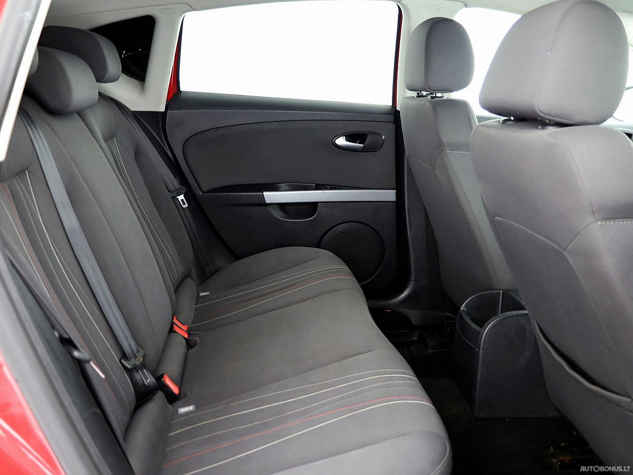 Seat | 6