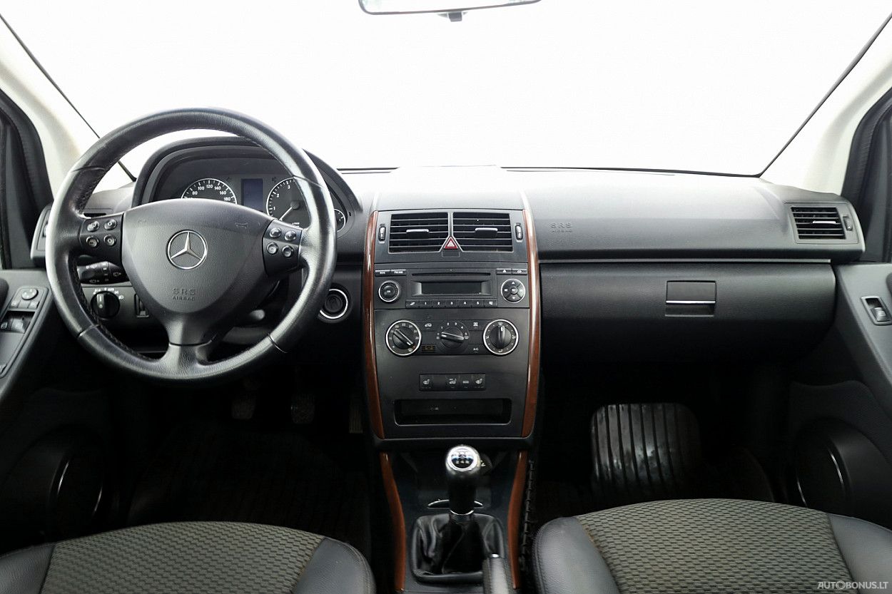 Mercedes-Benz | 4