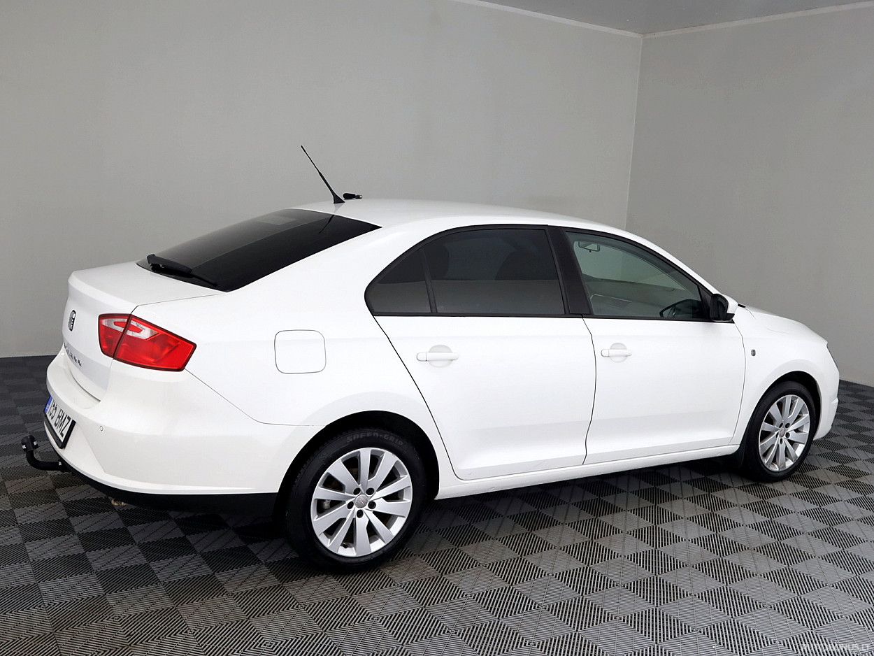 Seat | 2