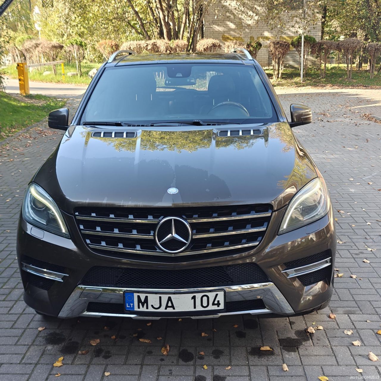 Mercedes-Benz ML350 | 2