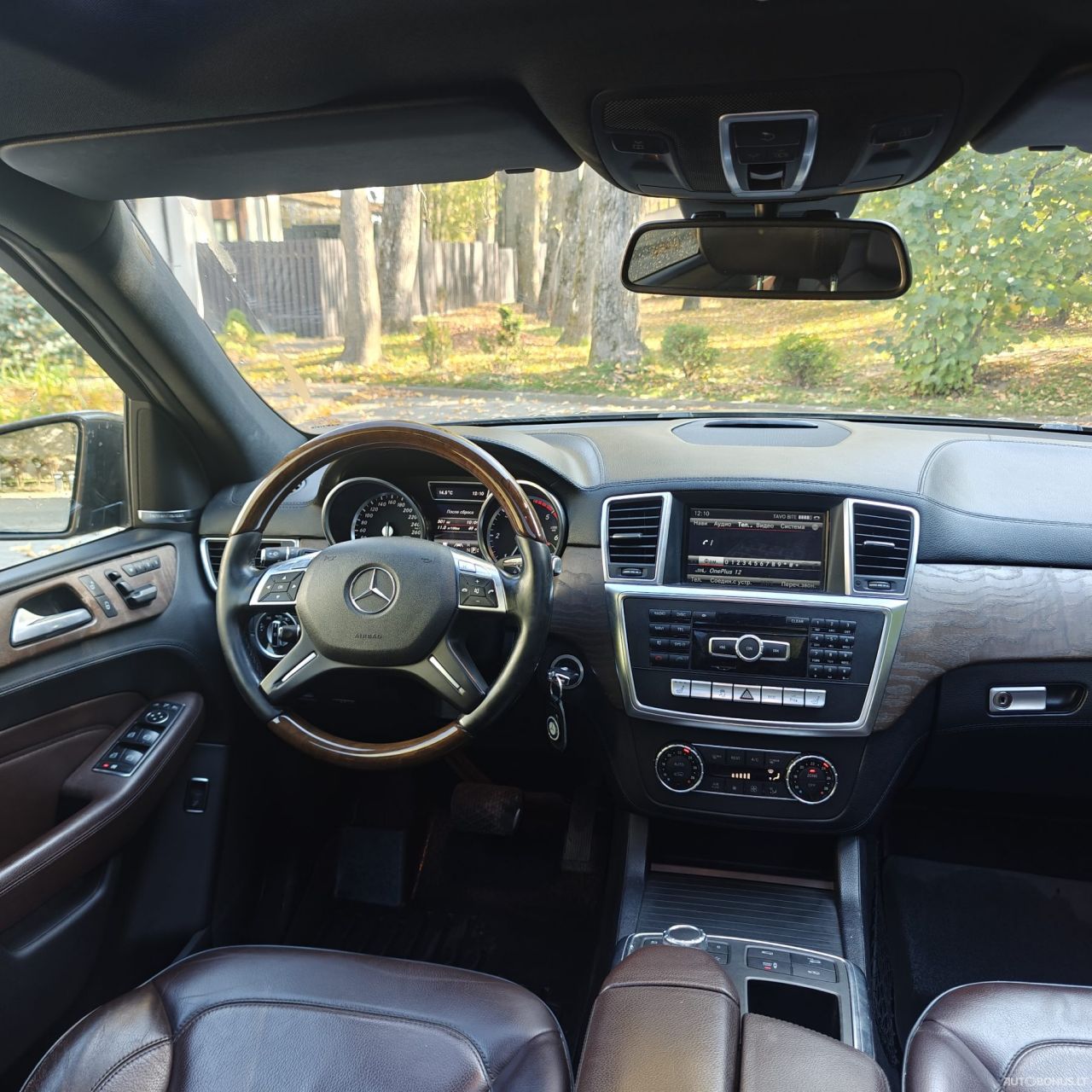 Mercedes-Benz ML350 | 5