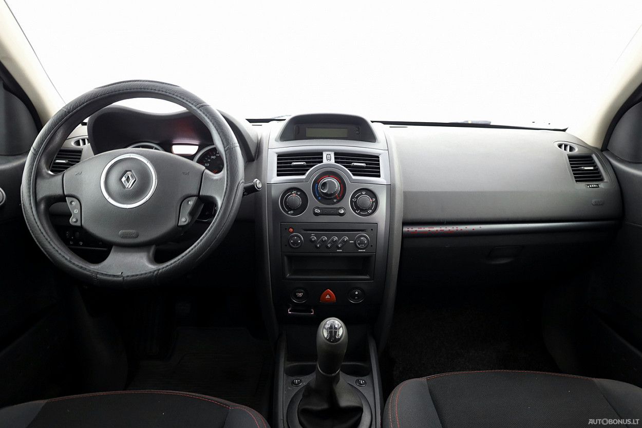 Renault | 4