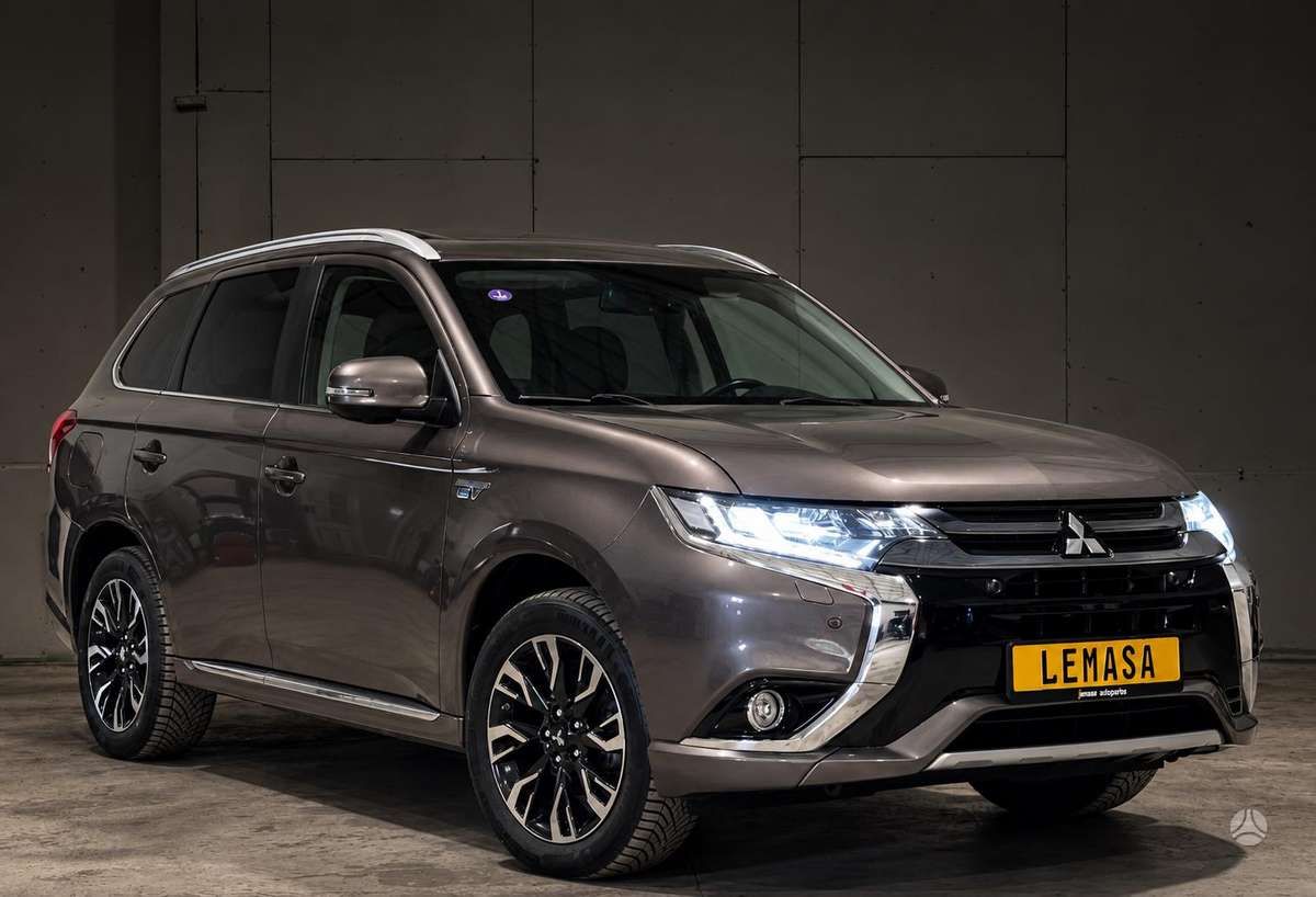 Mitsubishi Outlander | 9