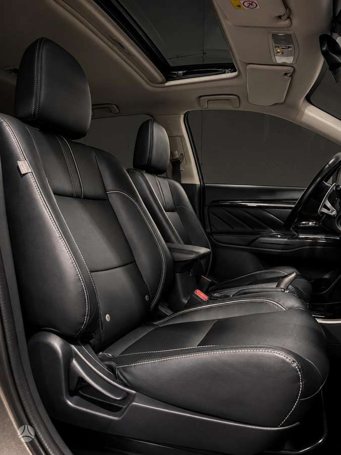 Mitsubishi Outlander | 7