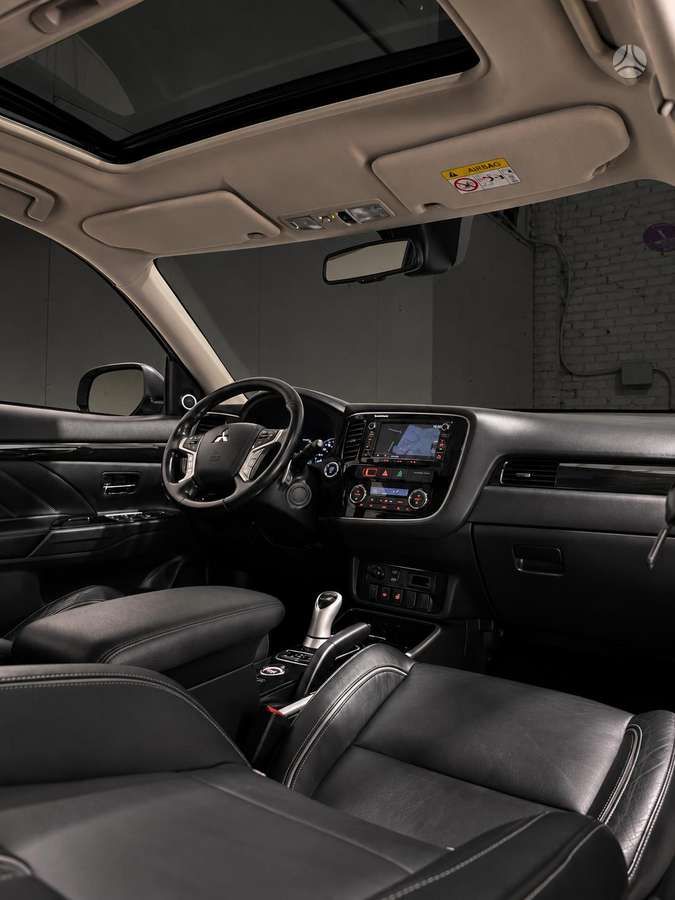 Mitsubishi Outlander | 8