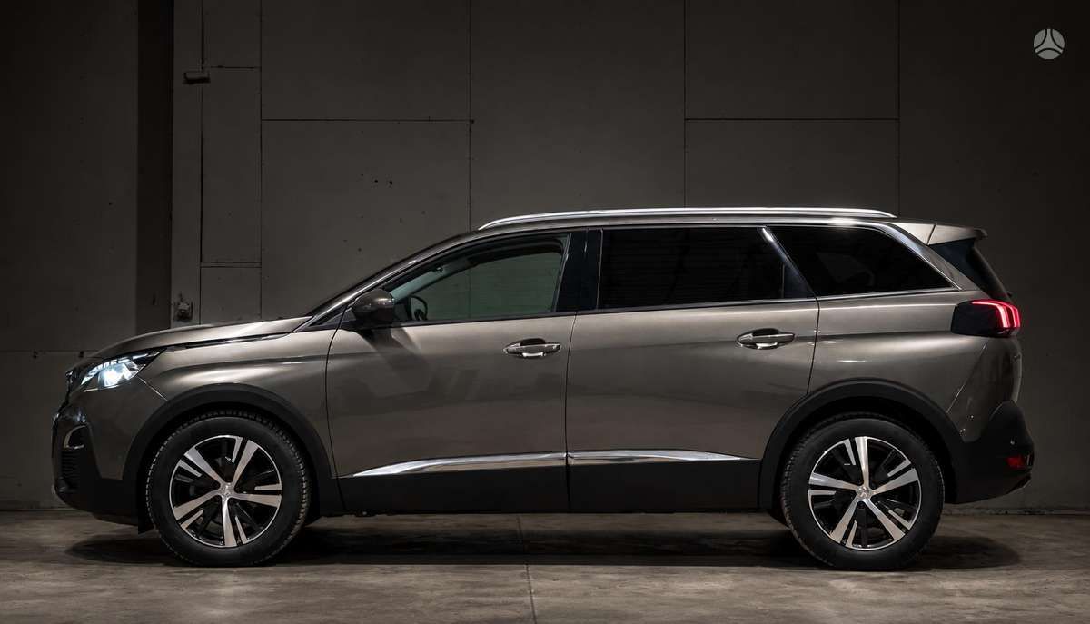 Peugeot 5008 | 9