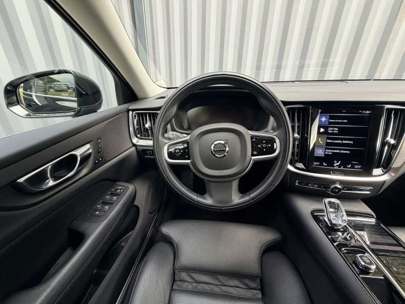 Volvo V60 | 12