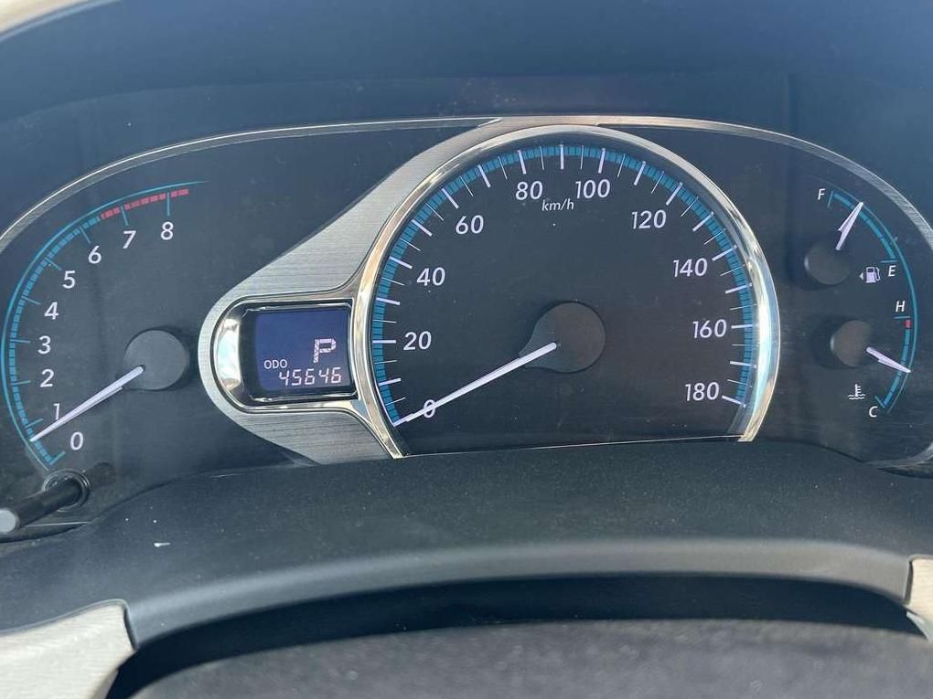 Toyota Sienna | 23