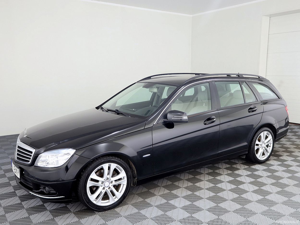 Mercedes-Benz | 1