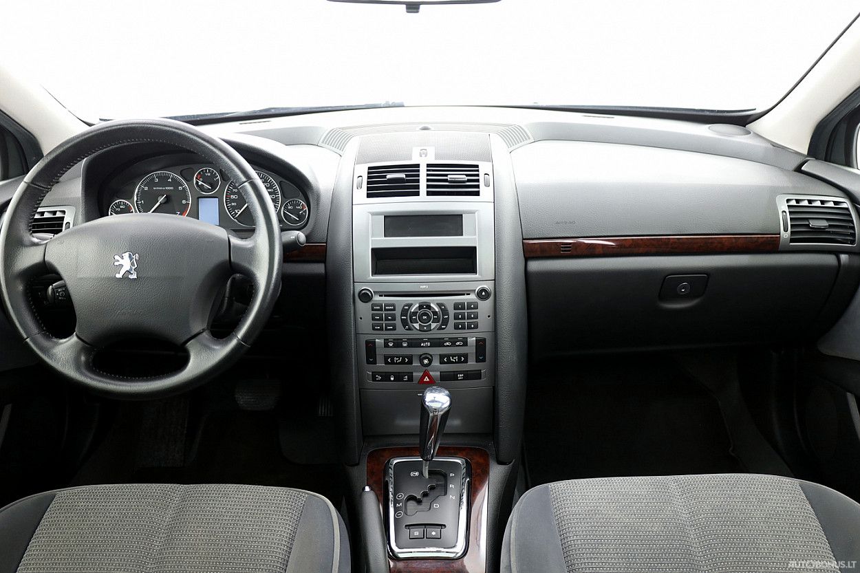 Peugeot | 4
