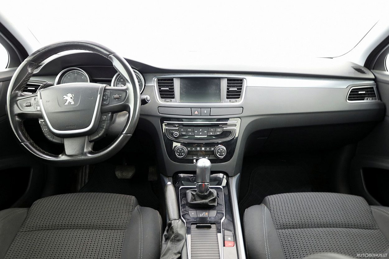 Peugeot | 4