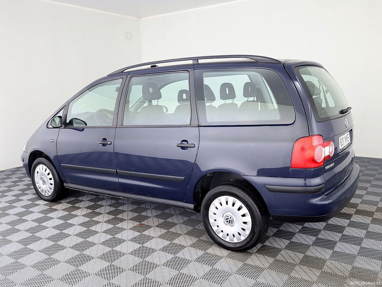 Volkswagen | 3