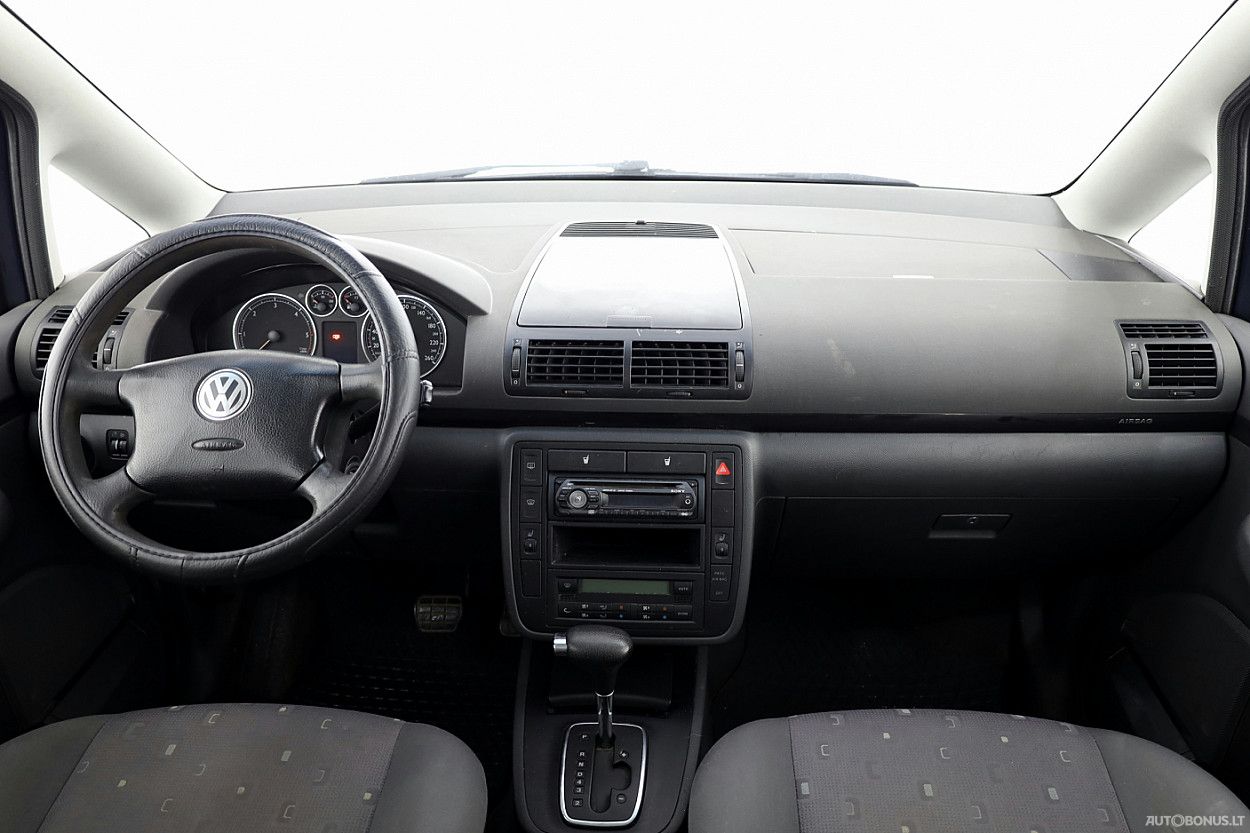Volkswagen | 4