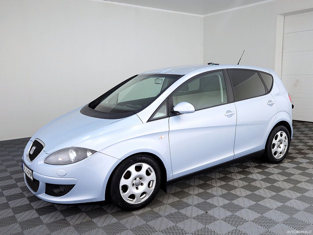 Seat | 1