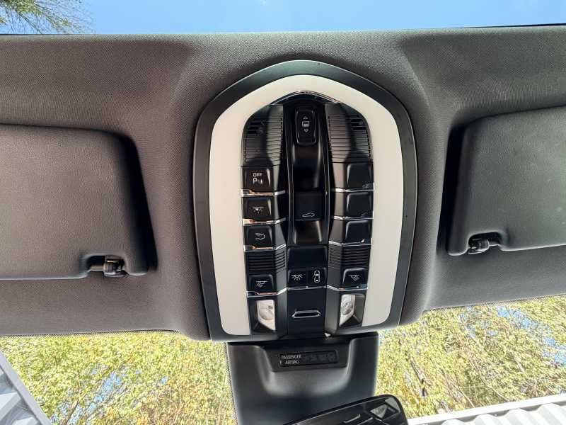 Porsche Macan | 22