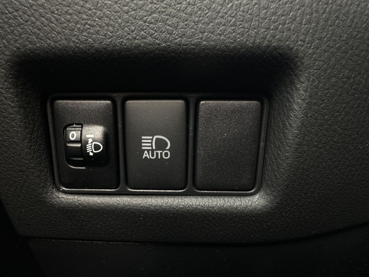 Toyota C-HR | 21