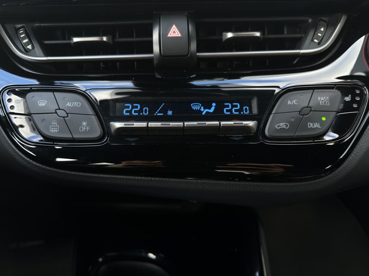Toyota C-HR | 18