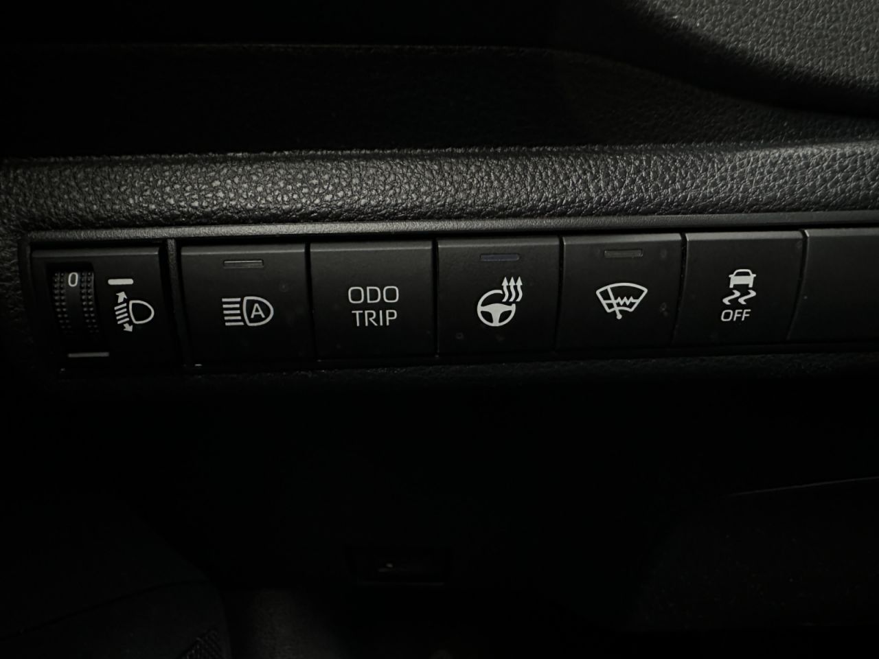 Toyota Corolla | 25