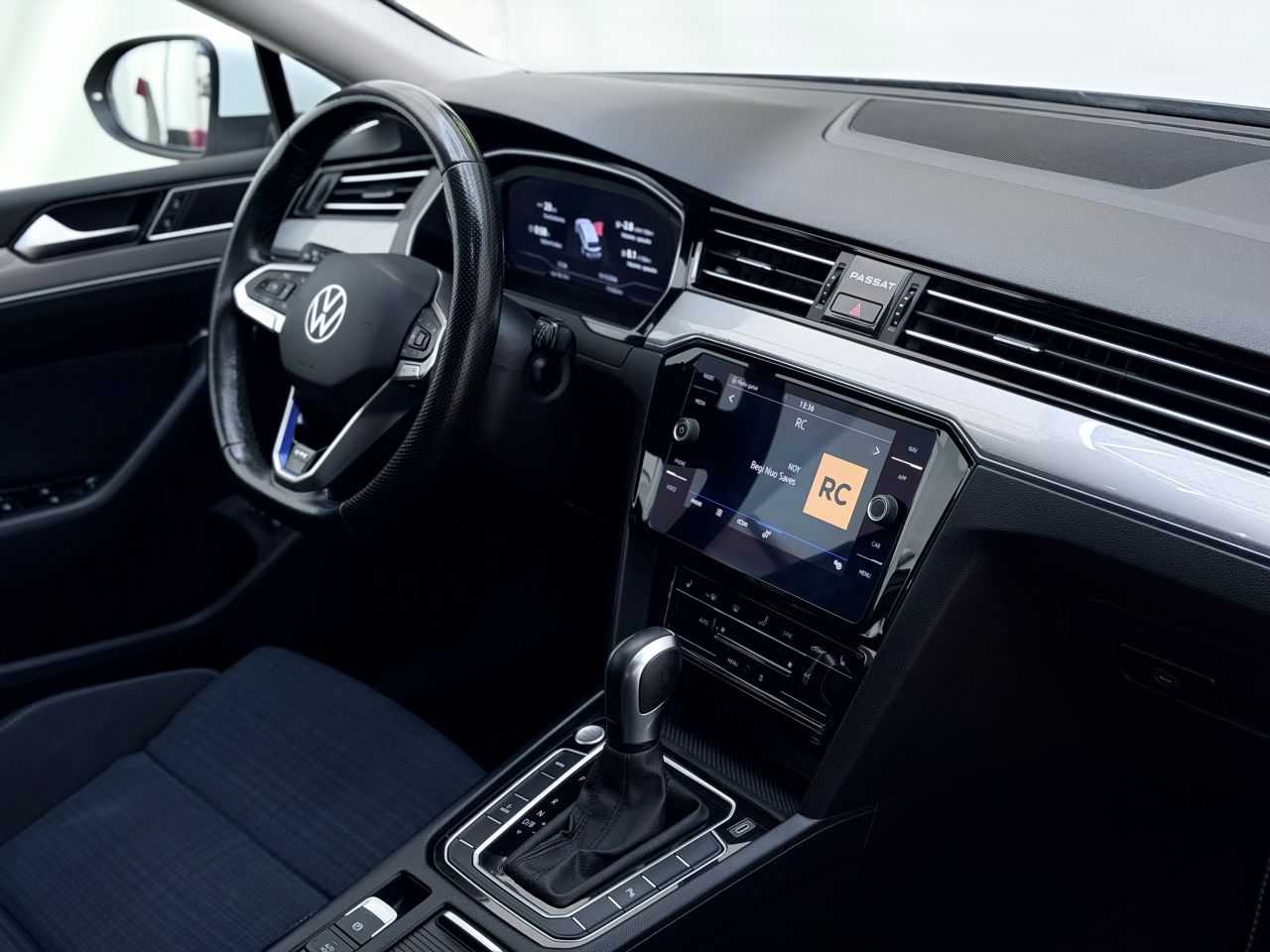 Volkswagen Passat | 17